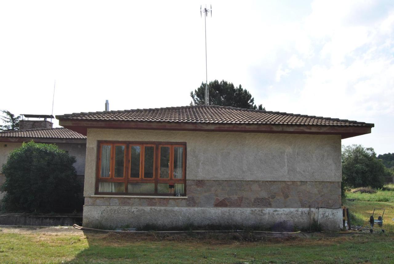 Finca Arroyo Del Valle San Andres del Rabanedo Luaran gambar