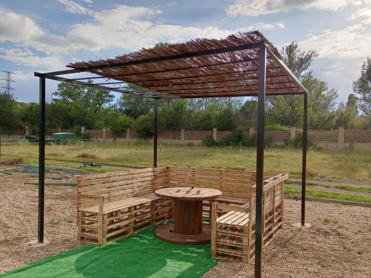 Finca Arroyo Del Valle San Andres del Rabanedo Luaran gambar